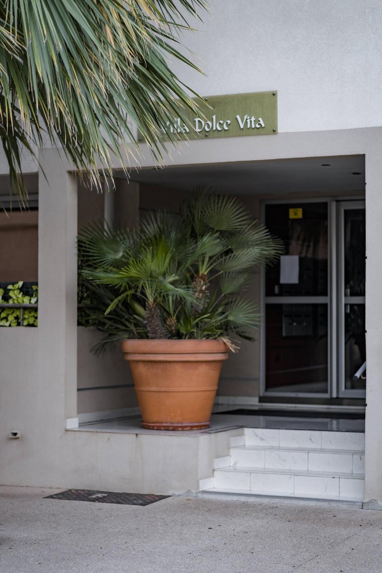 La Petit Maisonette De Manu Cannes Eksteriør billede