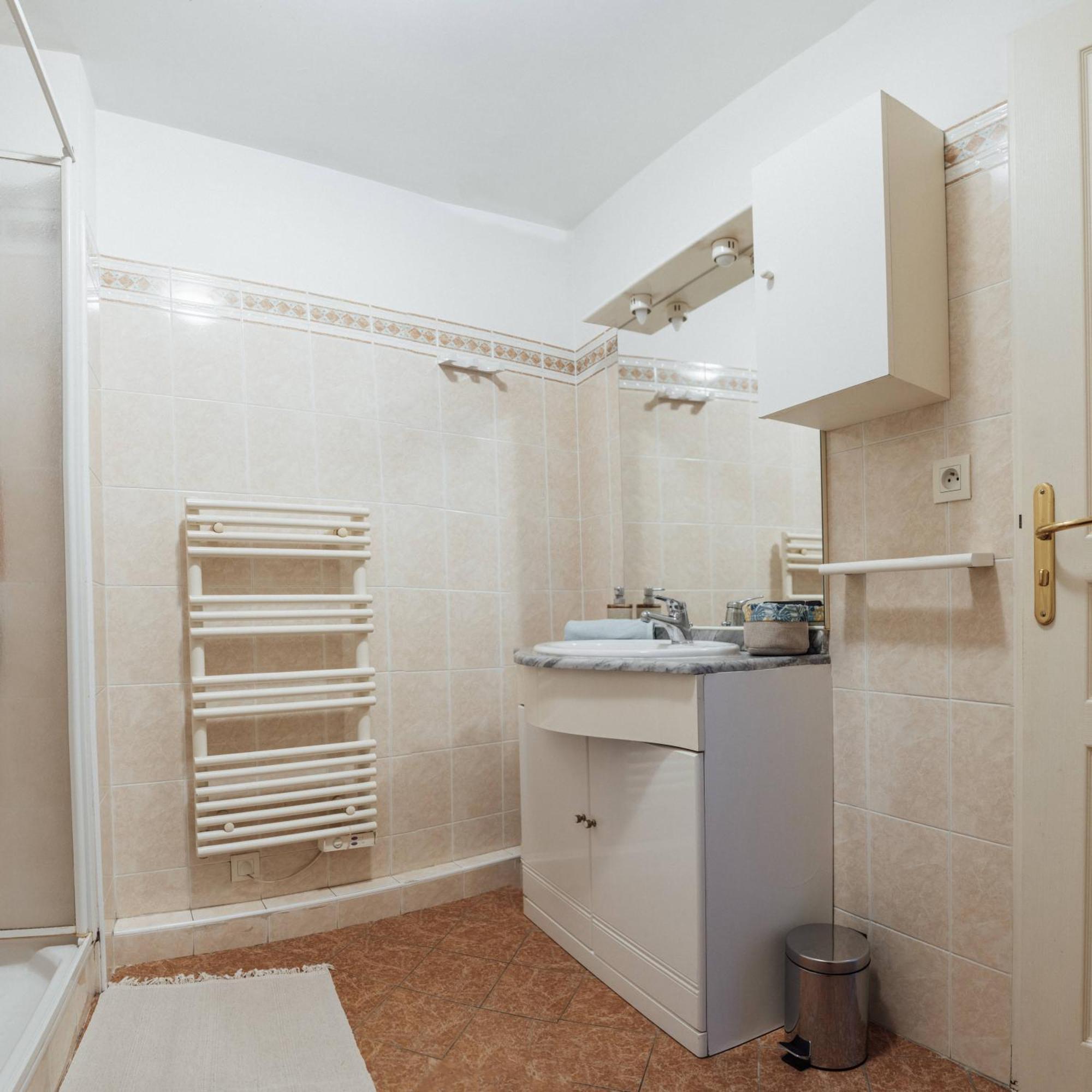 La Petit Maisonette De Manu Cannes Eksteriør billede